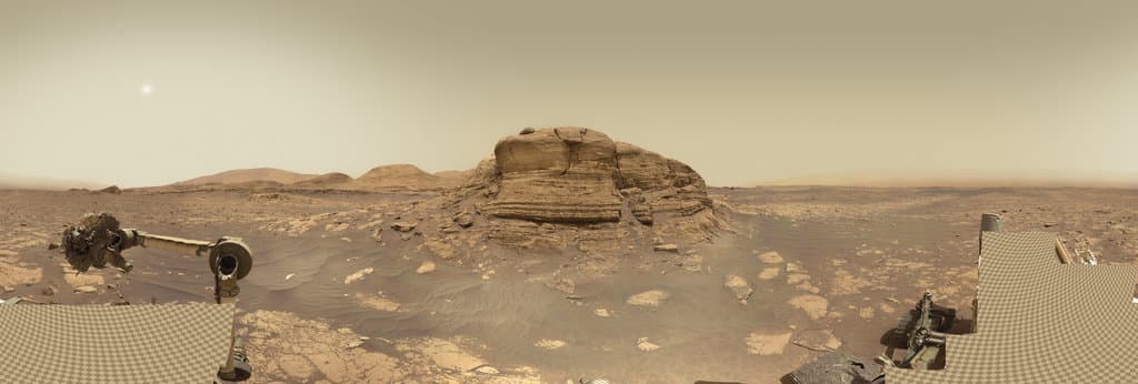 Mars Panorama - Curiosity rover: Martian solar day 3060
